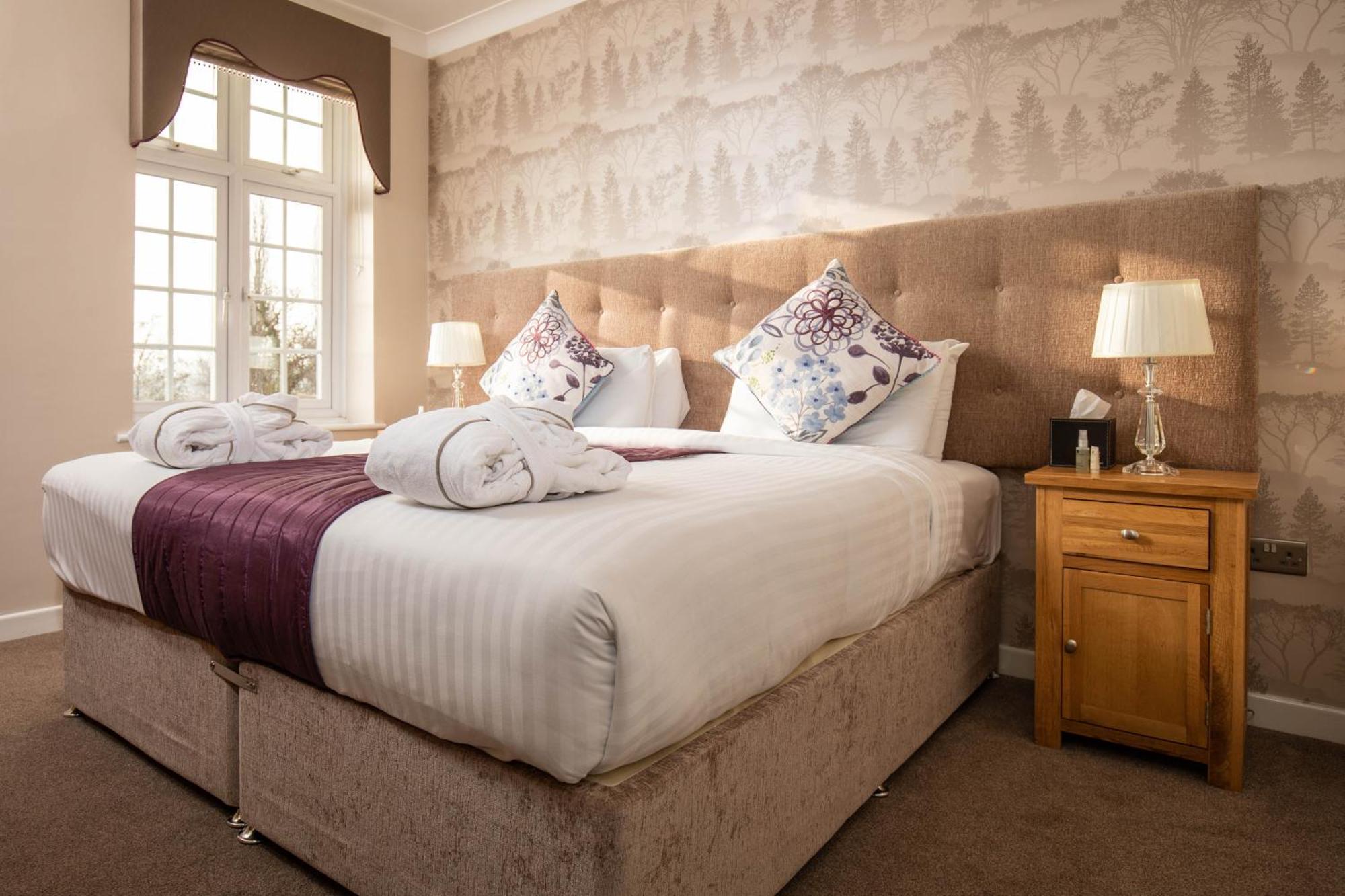 Worcester Bank House Hotel Spa & Golf; BW Premier Collection Bransford ภายนอก รูปภาพ